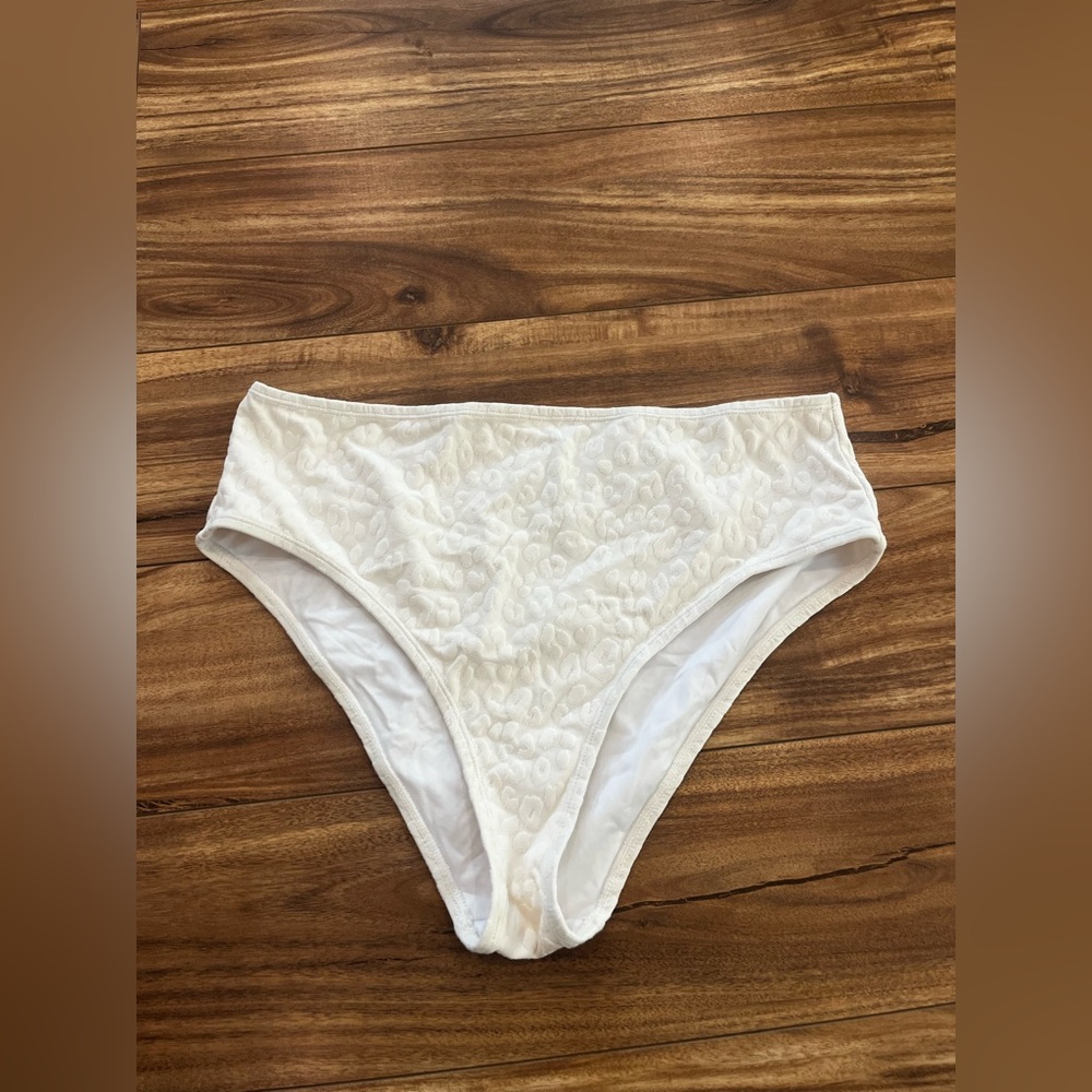 Mono B White Textured Bikini Bottom